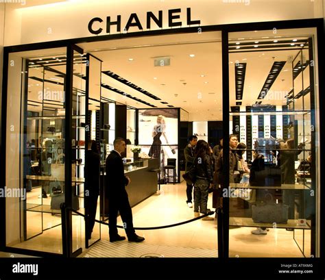 boutique chanel galeries lafayette paris|Boutique CHANEL galeries lafayette haussmann .